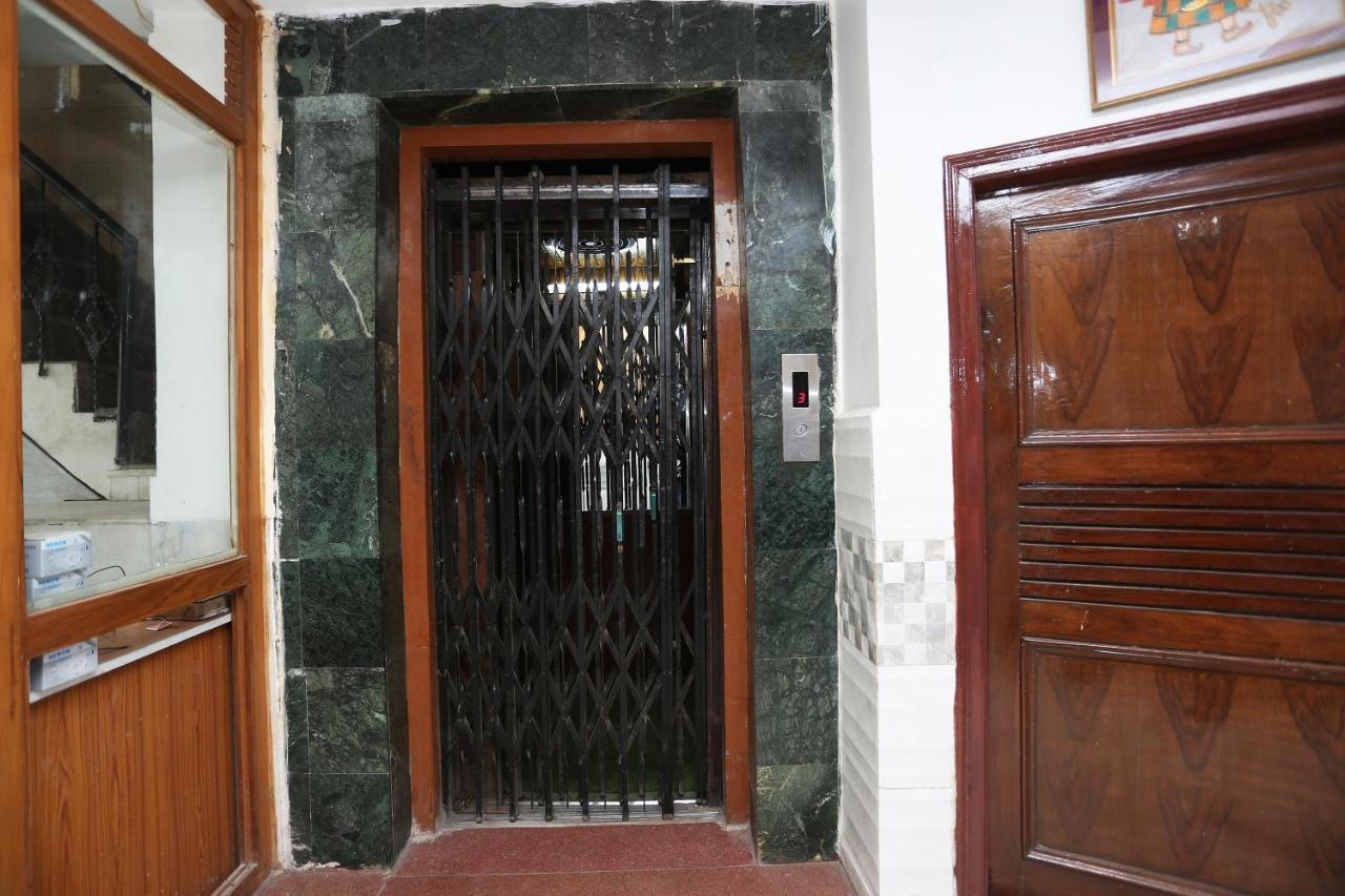 Hotel Maharaja Palace Kānpur Exterior photo