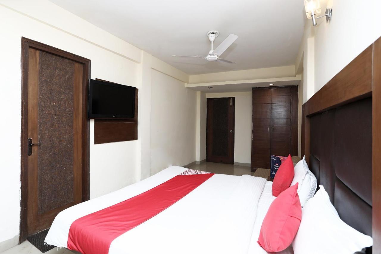 Hotel Maharaja Palace Kānpur Exterior photo