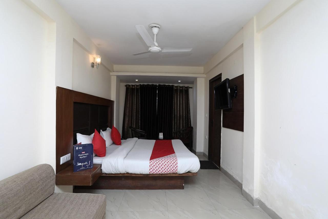 Hotel Maharaja Palace Kānpur Exterior photo